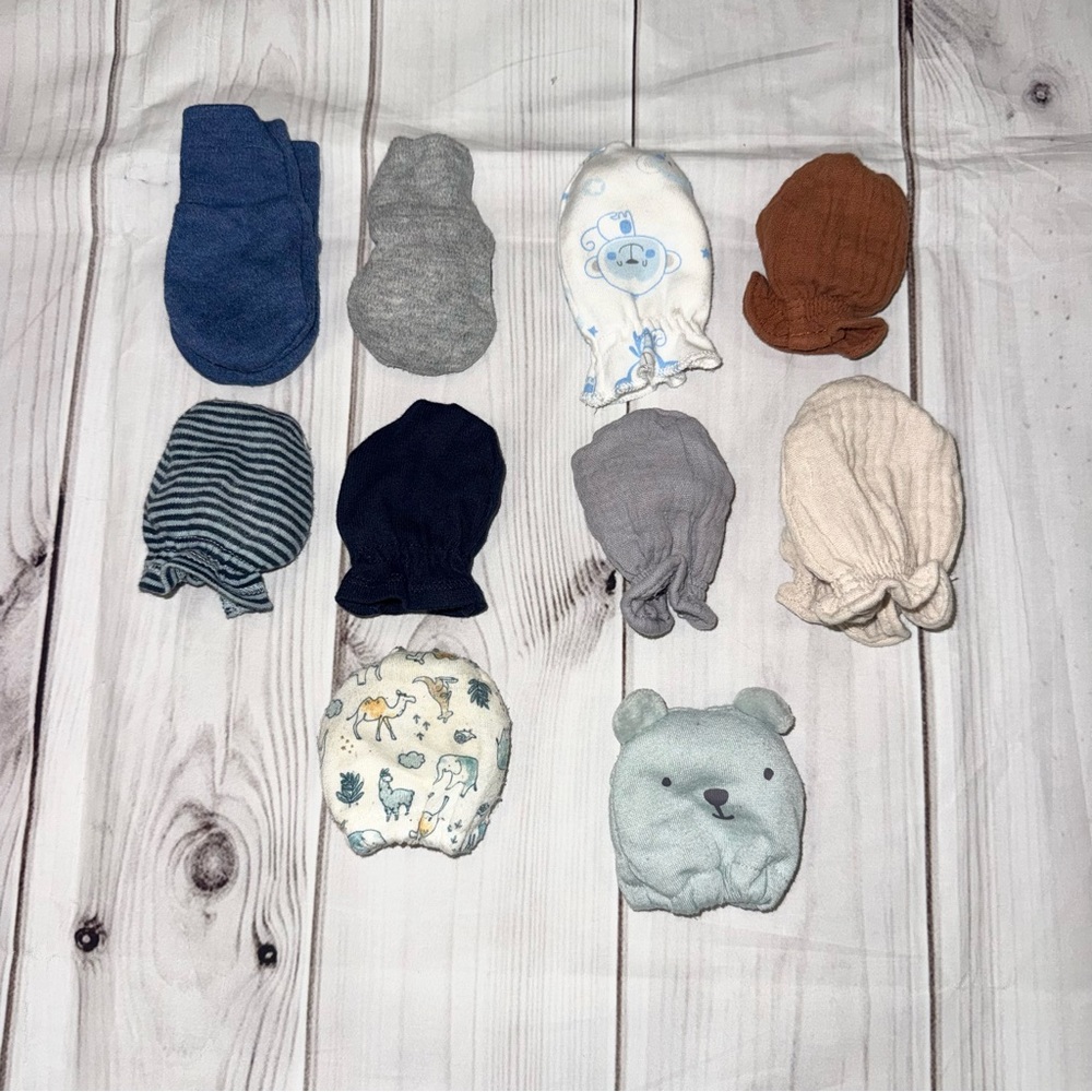 Baby Mittens - Set of 11 Pairs